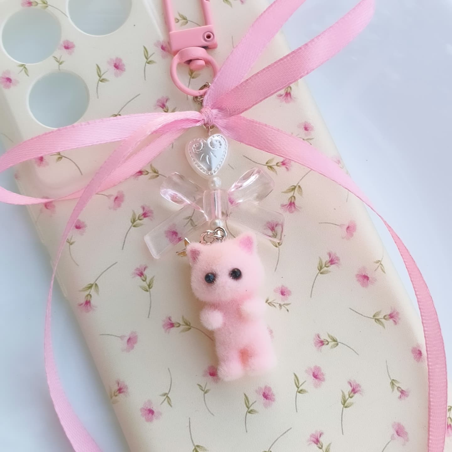 Cute Pink Fuzzy Cat Charm with Ribbon – Phone/Bag Accessory