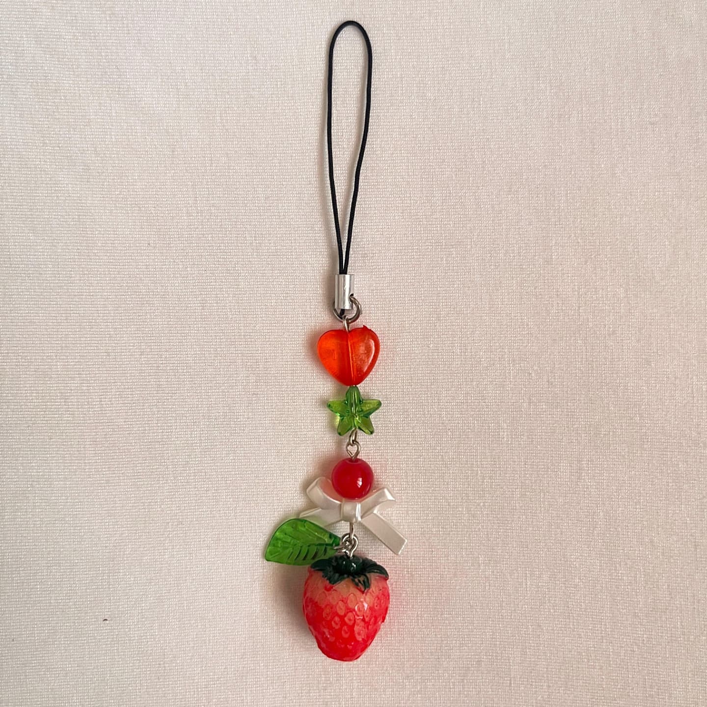Handmade Beaded Phone Charms – Cute Aesthetic Collection 🎀✨